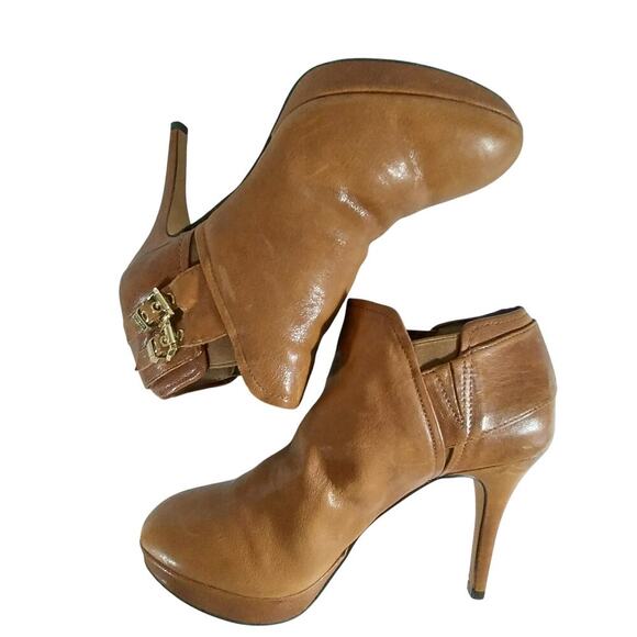NWOT-1 SHOW! VINCE CAMUTO! OAK BROWN GENUINE LEATHER DUAL BUCKLE BOOTS! SZ 9.5M - Picture 7 of 10